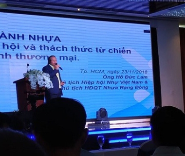 Chiến tranh thương mại: Ngành Thép lao đao, ngành Nhựa nhiều cơ hội