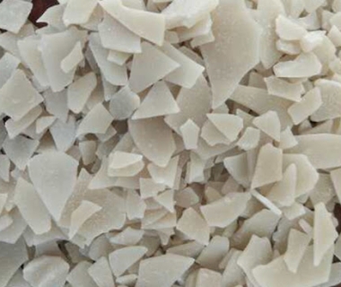 Sự Khác Biệt Giữa Wax PE và Dầu Silicone PDMS Trong Sản Xuất Nhựa