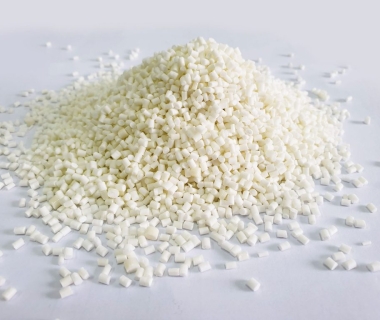 "Săn" Phụ Gia Tăng Độ Bóng Nhựa HCM: Bí Quyết Mua Hàng Giá Sỉ và Tránh Rủi Ro