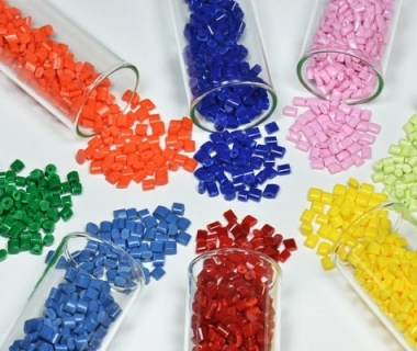 Nơi Bán Hạt Nhựa Màu Uy Tín Tại Hồ Chí Minh – Tiêu Chí Lựa Chọn và Địa Chỉ Tin Cậy