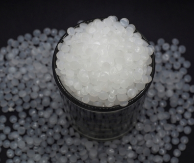 Phụ Gia Làm Mượt và Phụ Gia Tăng Bóng: Phân Biệt Rõ Ràng Để Tối Ưu Hóa Sản Xuất Nhựa