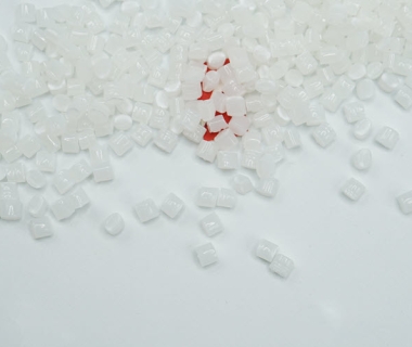 Phụ gia tăng độ bóng nhựa HCM: Báo giá & giải pháp hiệu quả