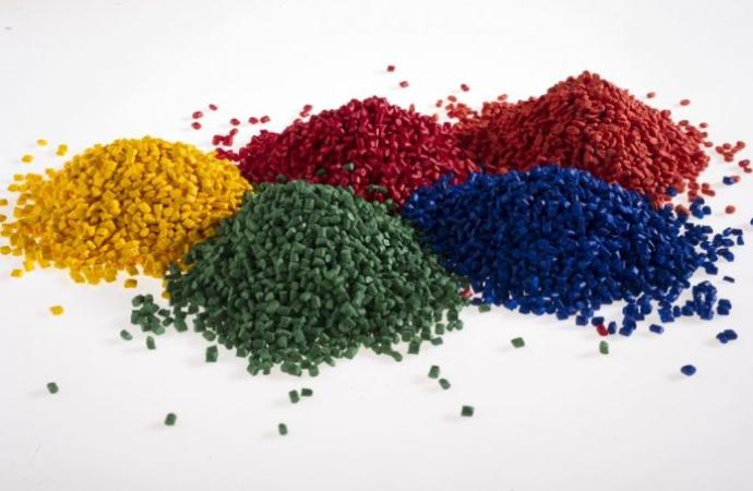 Phân biệt nhựa tái sinh, nhựa nguyên sinh và ứng dụng của hạt nhựa
