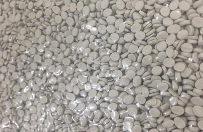 Đơn vị chuyên cung cấp hạt chống ẩm cho nhựa/ hút ẩm nhựa