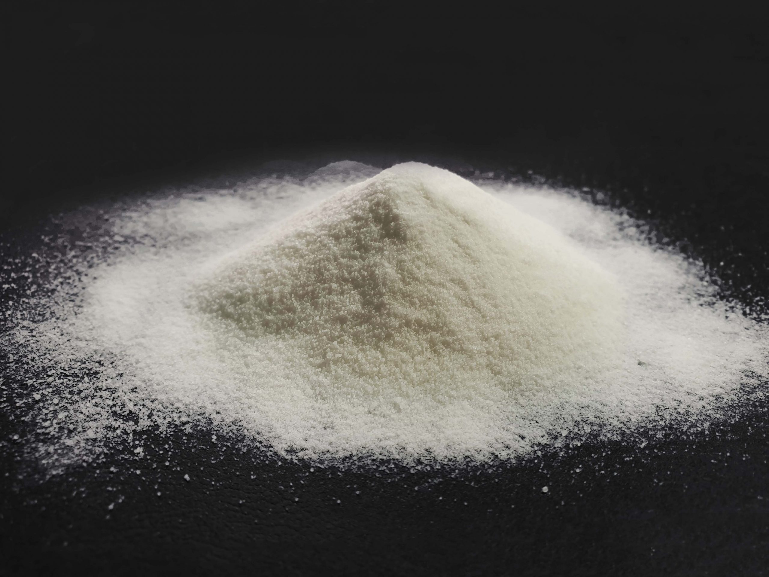 Cách nhận biết phụ gia làm bóng nhựa chất lượng