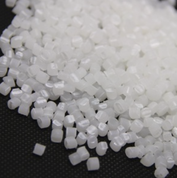 phu-gia-on-dinh-tia-tu-ngoai-ung-dung-trong-nhua-pvc-3