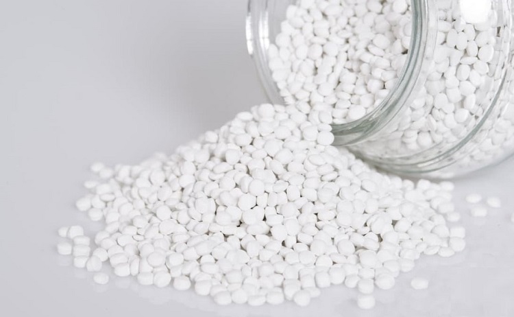 phu-gia-tang-tron-cho-mang-nhua