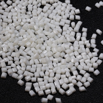 phu-gia-chong-lao-hoa-cho-nhua-hieu-qua-3